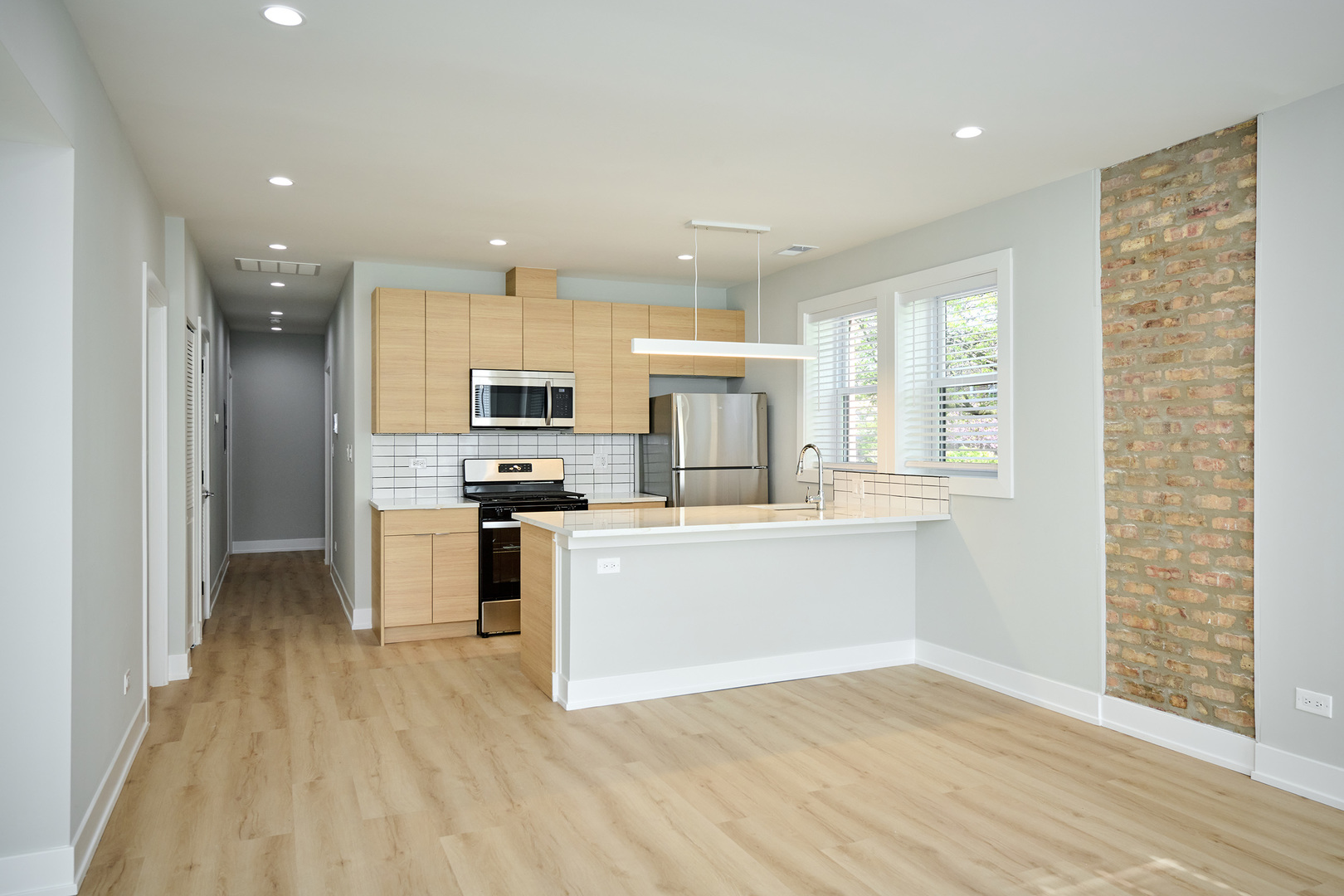 2127 S Marshall Boulevard 2