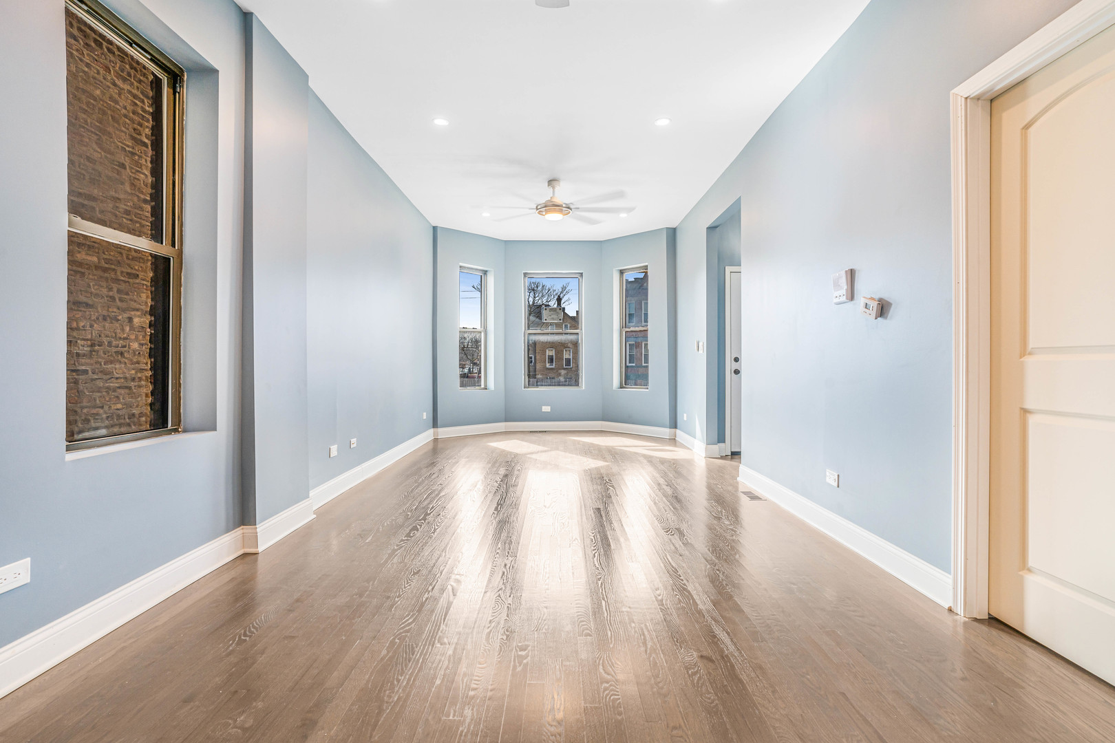 3736 W Cermak Road