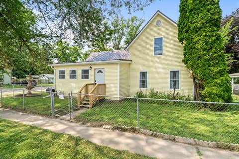 Photo of 710 S 2nd Street, Oregon, IL 61061 (MLS # 12726531)