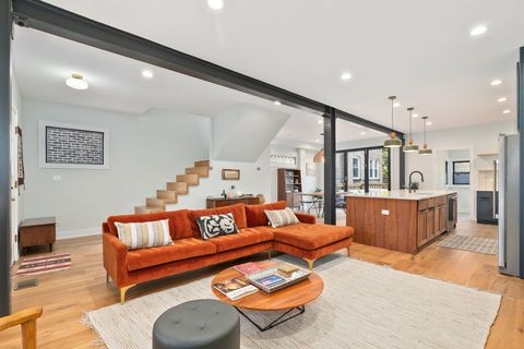 Tiny photo for 5010 N Lawndale Avenue, Chicago, IL 60625 (MLS # 12494956)