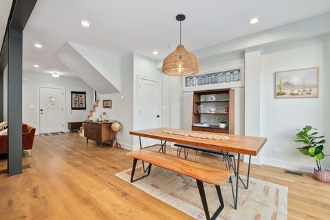 Tiny photo for 5010 N Lawndale Avenue, Chicago, IL 60625 (MLS # 12494956)