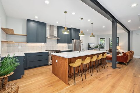 Tiny photo for 5010 N Lawndale Avenue, Chicago, IL 60625 (MLS # 12494956)