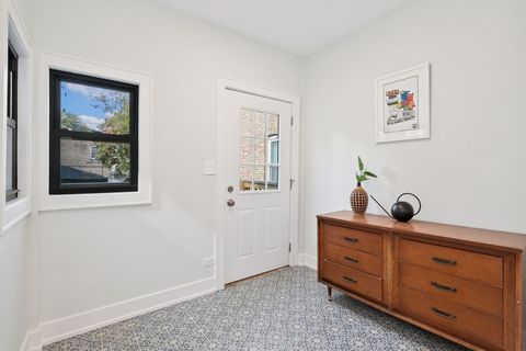 Tiny photo for 5010 N Lawndale Avenue, Chicago, IL 60625 (MLS # 12494956)