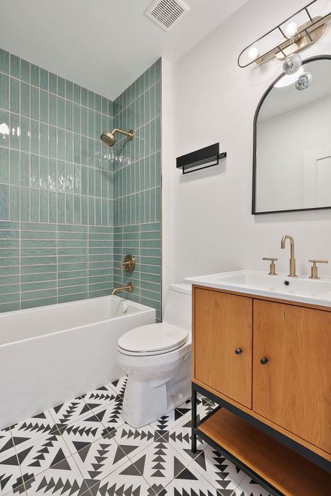 Tiny photo for 5010 N Lawndale Avenue, Chicago, IL 60625 (MLS # 12494956)