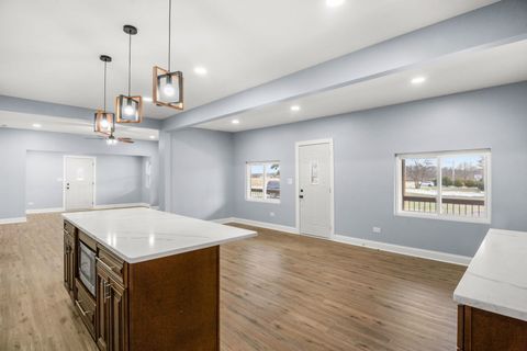 Tiny photo for 2402 N 41st Road, Sheridan, IL 60551 (MLS # 12543933)