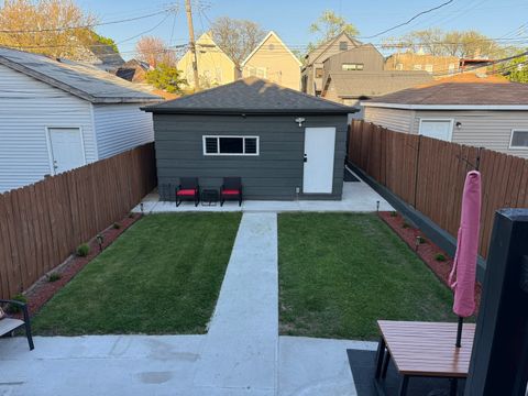 Tiny photo for 2817 N Sacramento Avenue, Chicago, IL 60618 (MLS # 12577797)