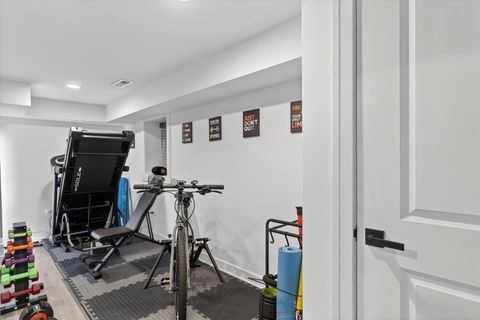 Tiny photo for 2817 N Sacramento Avenue, Chicago, IL 60618 (MLS # 12577797)