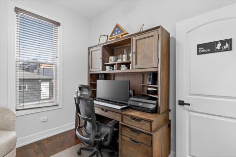 Tiny photo for 2817 N Sacramento Avenue, Chicago, IL 60618 (MLS # 12577797)