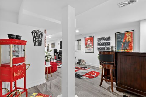 Tiny photo for 2817 N Sacramento Avenue, Chicago, IL 60618 (MLS # 12577797)