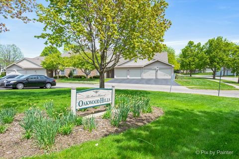 Tiny photo for 1023 Berkshire Court #C, Elgin, IL 60120 (MLS # 12502019)