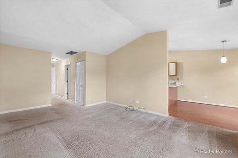 Tiny photo for 1023 Berkshire Court #C, Elgin, IL 60120 (MLS # 12502019)
