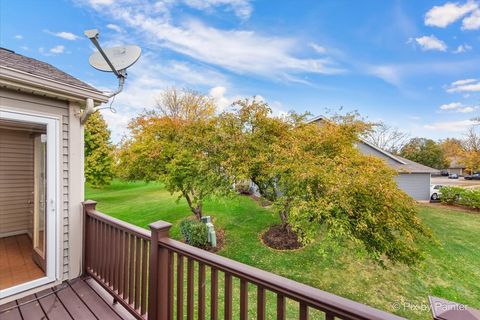 Tiny photo for 1023 Berkshire Court #C, Elgin, IL 60120 (MLS # 12502019)