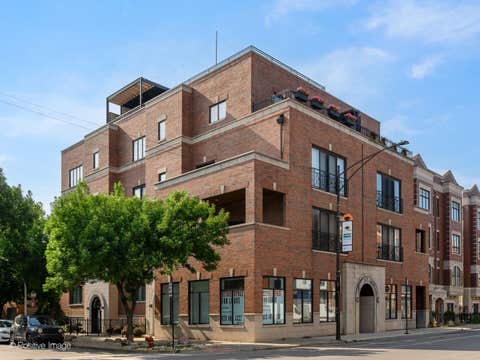 Photo of 802 W WOLFRAM Street #3N, Chicago, IL 60657 (MLS # 12712679)