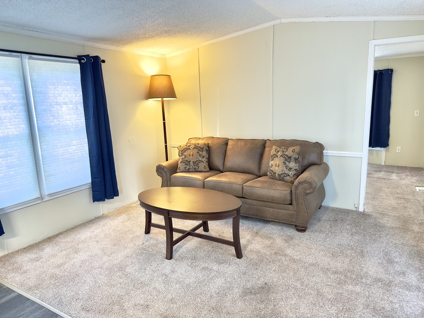 27W370 Geneva Road 68