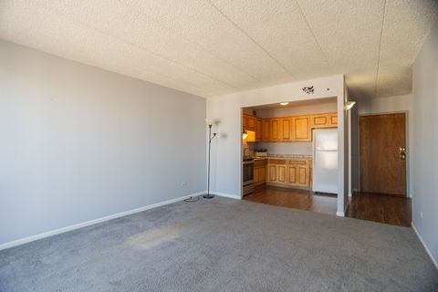 Tiny photo for 9128 W Terrace Drive #6L, Niles, IL 60714 (MLS # 12605462)