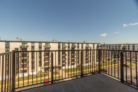 Tiny photo for 9128 W Terrace Drive #6L, Niles, IL 60714 (MLS # 12605462)