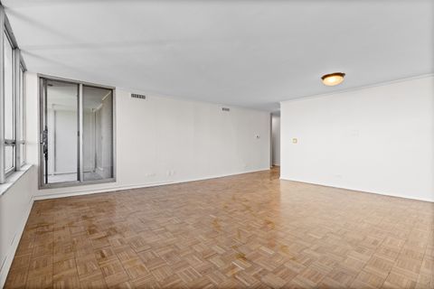 Tiny photo for 201 E Chestnut Street #21C, Chicago, IL 60611 (MLS # 12506831)