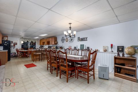 Tiny photo for 32415 N 600 E Road, Streator, IL 61364 (MLS # 12518871)