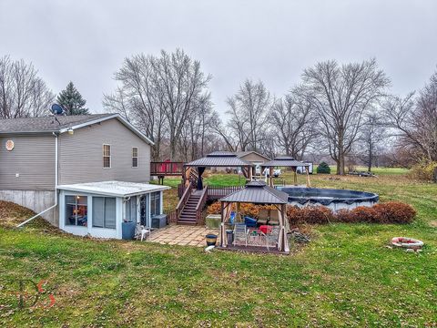 Tiny photo for 32415 N 600 E Road, Streator, IL 61364 (MLS # 12518871)