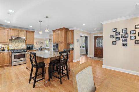 Tiny photo for 118 Waverly Road, Barrington, IL 60010 (MLS # 12697664)