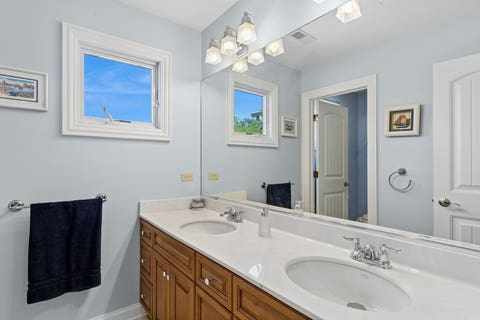 Tiny photo for 118 Waverly Road, Barrington, IL 60010 (MLS # 12697664)