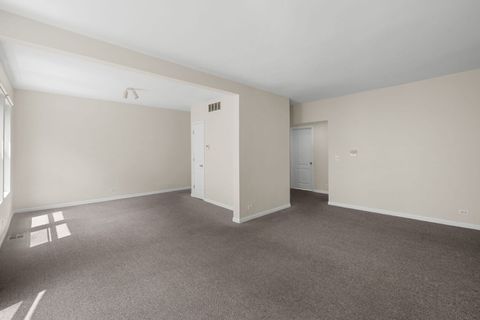 Tiny photo for 4523.5 S Drexel Boulevard #2W, Chicago, IL 60653 (MLS # 12500995)
