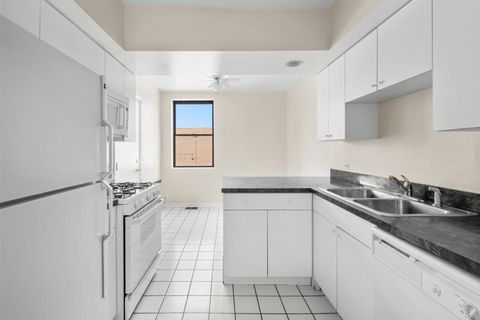 Tiny photo for 4523.5 S Drexel Boulevard #2W, Chicago, IL 60653 (MLS # 12500995)