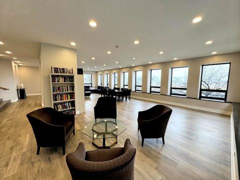 Tiny photo for 1100 N Lake Shore Drive #11B, Chicago, IL 60611 (MLS # 12621411)