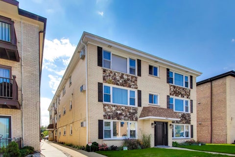 Photo of 6460 N Northwest Highway #101, Chicago, IL 60631 (MLS # 12744796)