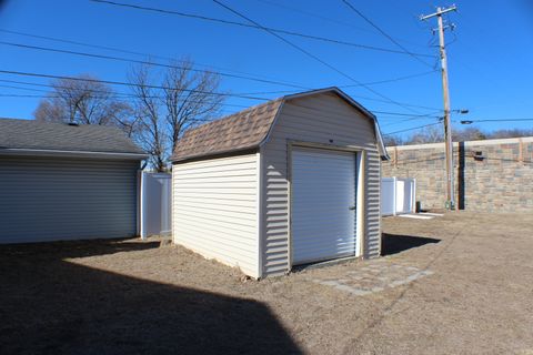 Tiny photo for 5113 44th Avenue, Moline, IL 61265 (MLS # 12571437)