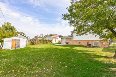 Tiny photo for 10624 S Michael Drive, Palos Hills, IL 60465 (MLS # 12500473)