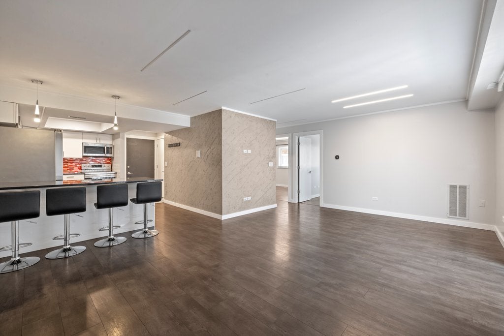 5834 W 77th Street 104
