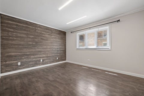 Tiny photo for 5834 W 77th Street #104, Burbank, IL 60459 (MLS # 12706816)