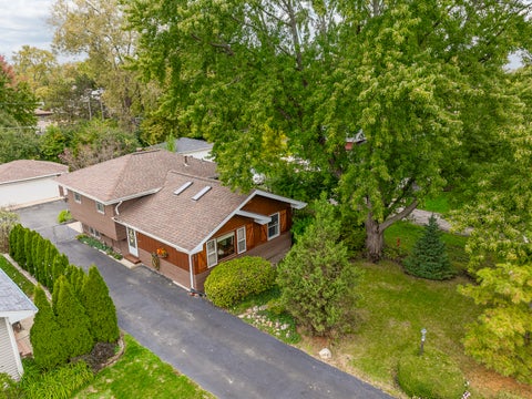 Tiny photo for 3902 N Adams Street, Westmont, IL 60559 (MLS # 12776185)