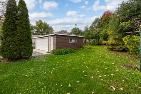 Tiny photo for 3902 N Adams Street, Westmont, IL 60559 (MLS # 12776185)