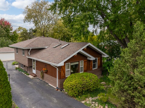 Tiny photo for 3902 N Adams Street, Westmont, IL 60559 (MLS # 12776185)