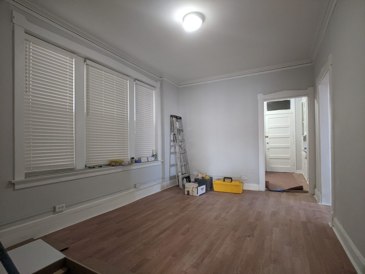 3700 W Wrightwood Avenue 1