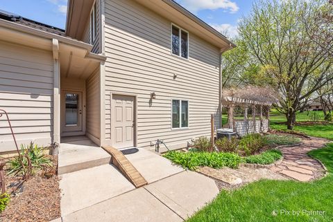 Tiny photo for 5N411 Harvest Lane, St. Charles, IL 60175 (MLS # 12577256)