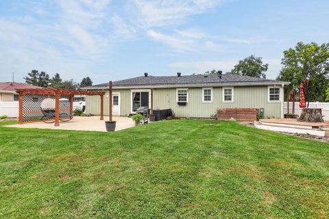 Tiny photo for 2012 Morcambe Bay Drive, New Lenox, IL 60451 (MLS # 12757731)