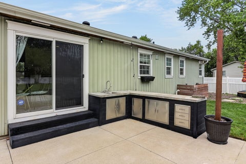Tiny photo for 2012 Morcambe Bay Drive, New Lenox, IL 60451 (MLS # 12757731)