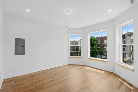 Tiny photo for 2647 W Walton Street #3, Chicago, IL 60622 (MLS # 12687139)