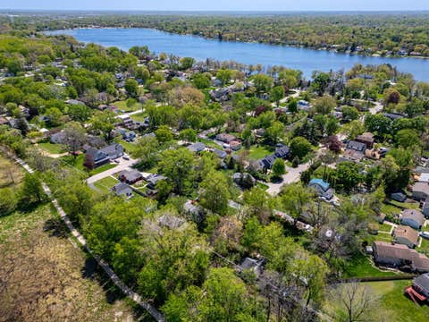 Tiny photo for 105 Edgewood Avenue, Crystal Lake, IL 60014 (MLS # 12738489)