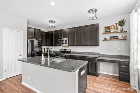Tiny photo for 786 Bonaventure Drive, Oswego, IL 60543 (MLS # 12701802)