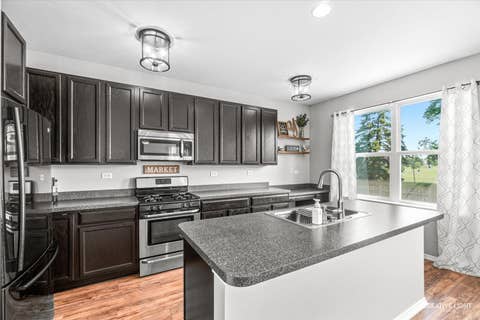 Tiny photo for 786 Bonaventure Drive, Oswego, IL 60543 (MLS # 12701802)