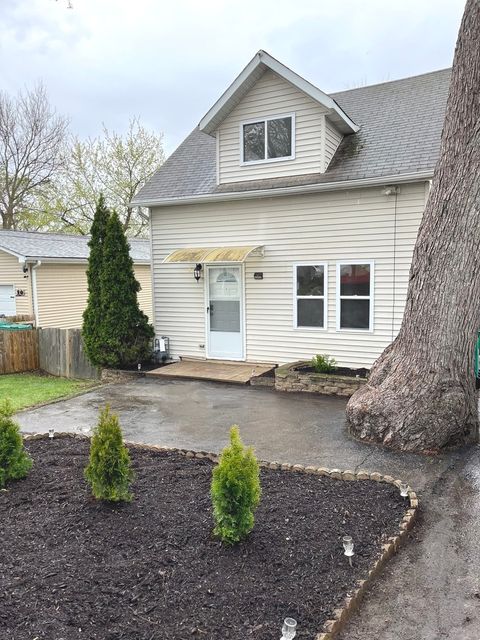 20 S Lake Avenue Fox Lake IL 60020