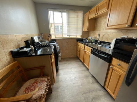 Tiny photo for 6833 N Oakley Avenue #3B, Chicago, IL 60645 (MLS # 12716956)