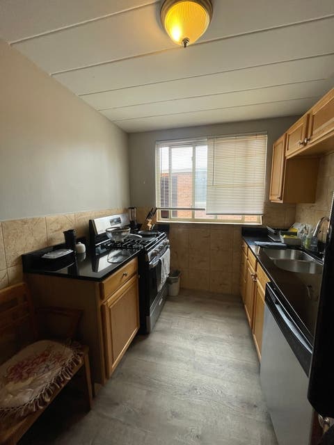 Tiny photo for 6833 N Oakley Avenue #3B, Chicago, IL 60645 (MLS # 12716956)