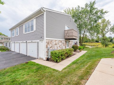 Tiny photo for 1100 Boston Harbor Hbr #1100, Schaumburg, IL 60193 (MLS # 12491445)