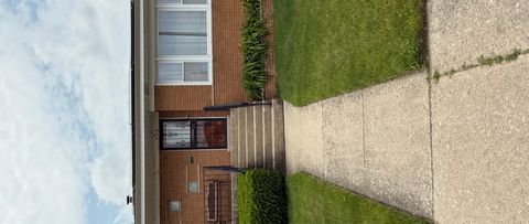 Photo of 508 Hoxie Avenue, Calumet City, IL 60409 (MLS # 12491559)