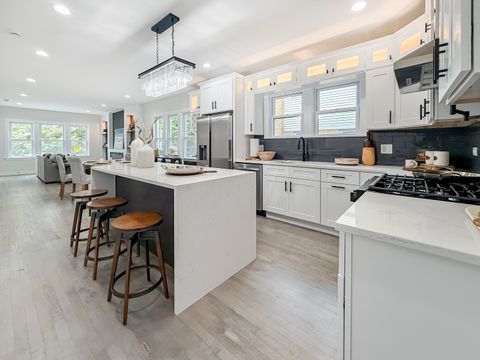 Tiny photo for 3128 Arthur Avenue, Brookfield, IL 60513 (MLS # 12517645)